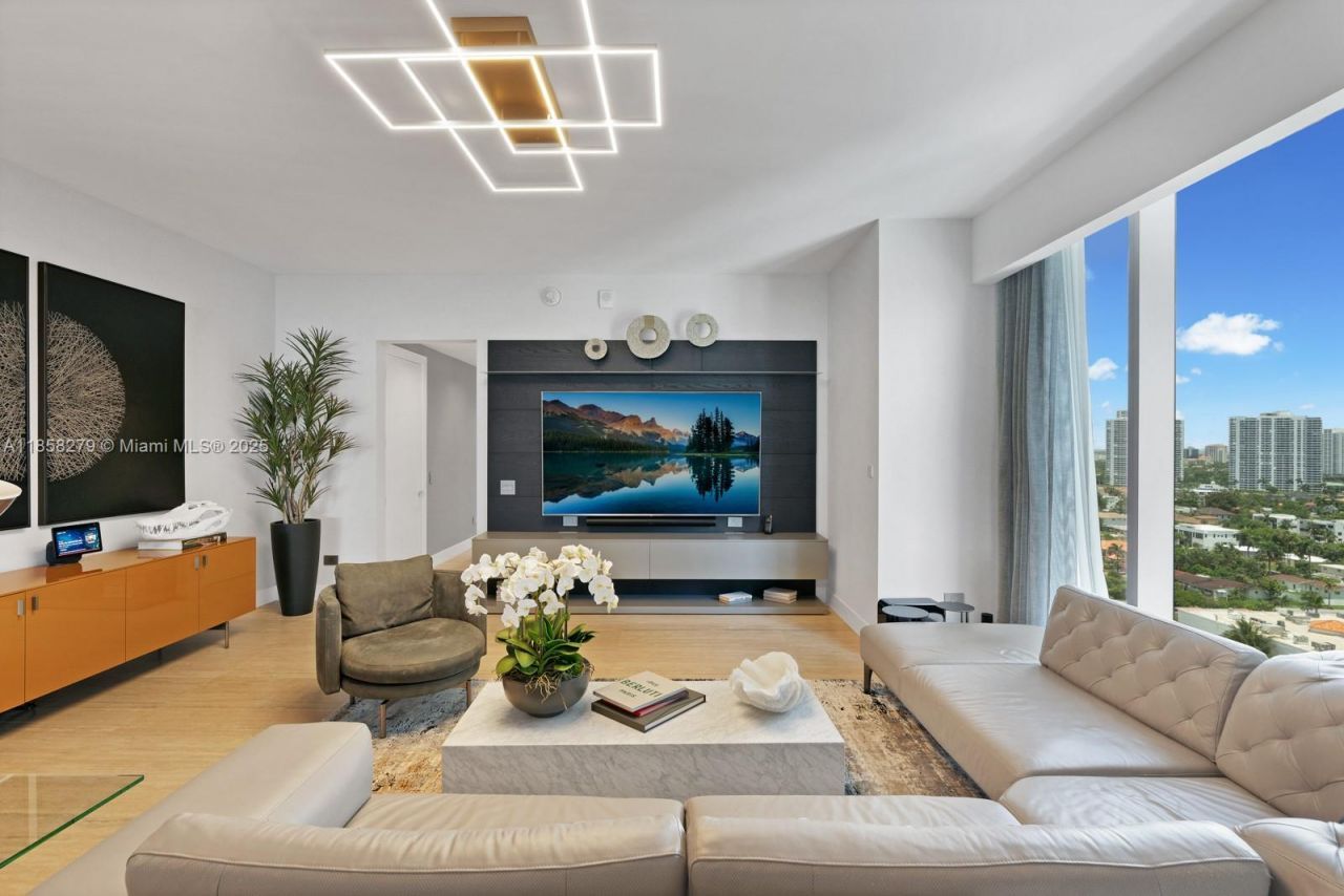 18501 Collins Ave, Unit 1401/02, Sunny Isles Beach, FL 33160 Photo