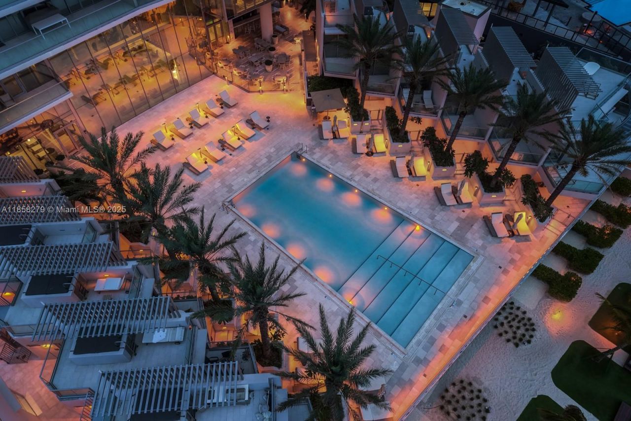 18501 Collins Ave, Unit 1401/02, Sunny Isles Beach, FL 33160 Photo