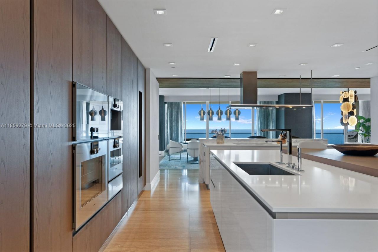 18501 Collins Ave, Unit 1401/02, Sunny Isles Beach, FL 33160 Photo