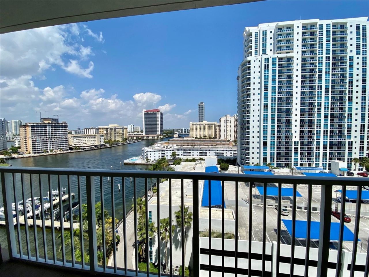 1965 S Ocean Dr, Unit 10H, Hallandale Beach, FL 33009 Photo