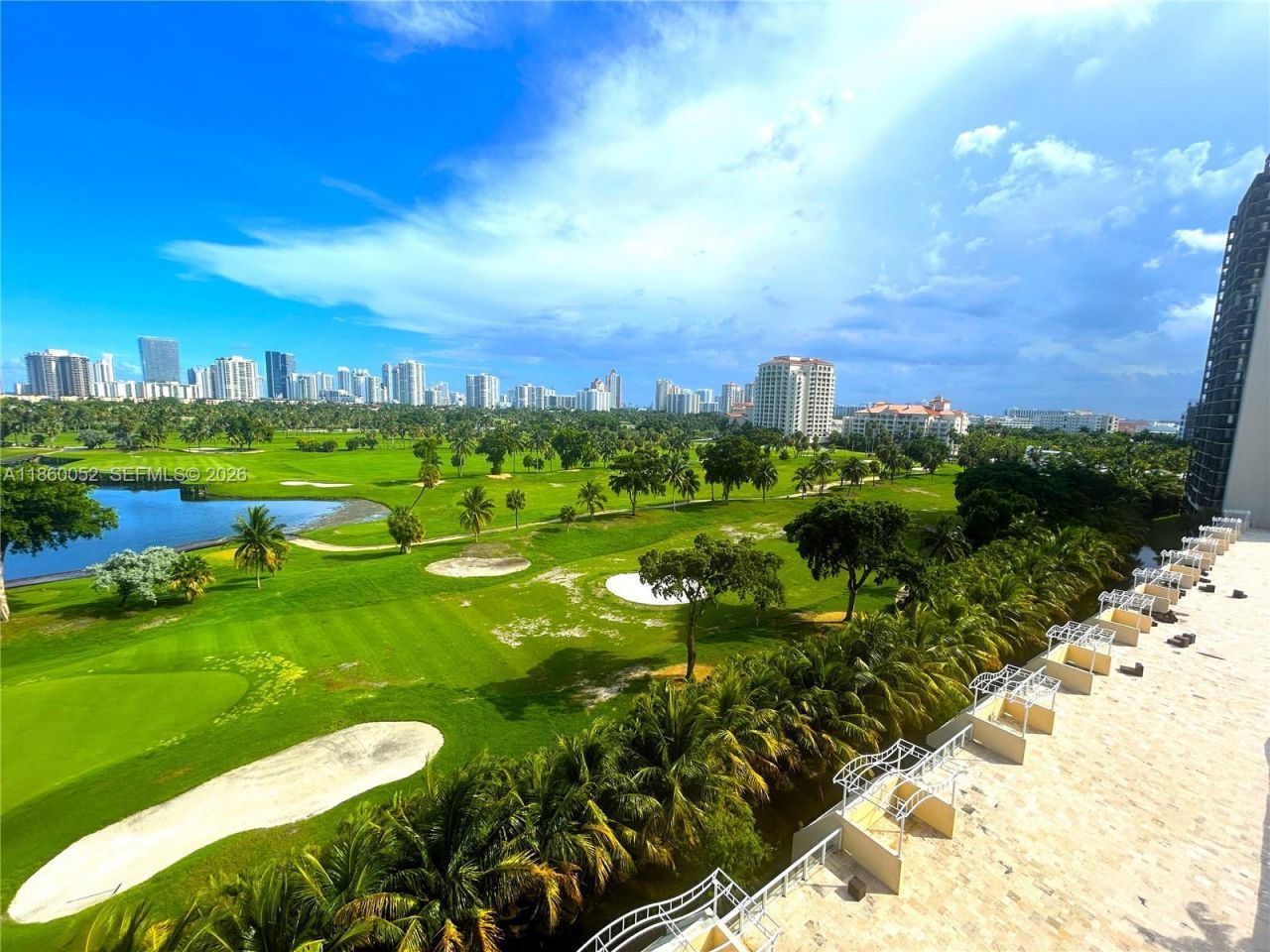 20379 W Country Club Dr, Unit 935-3, Aventura, FL 33180 Photo