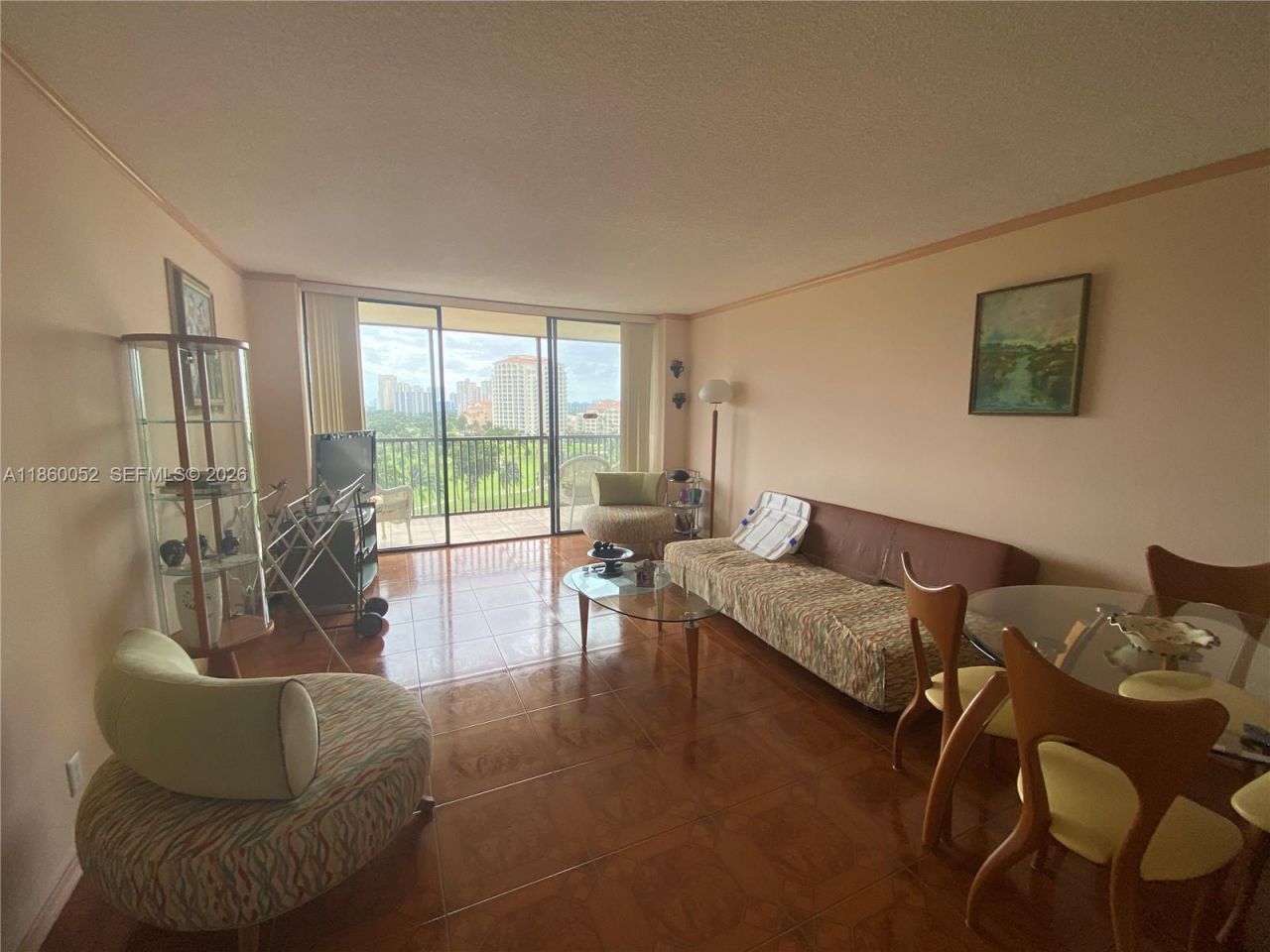 20379 W Country Club Dr, Unit 935-3, Aventura, FL 33180 Photo