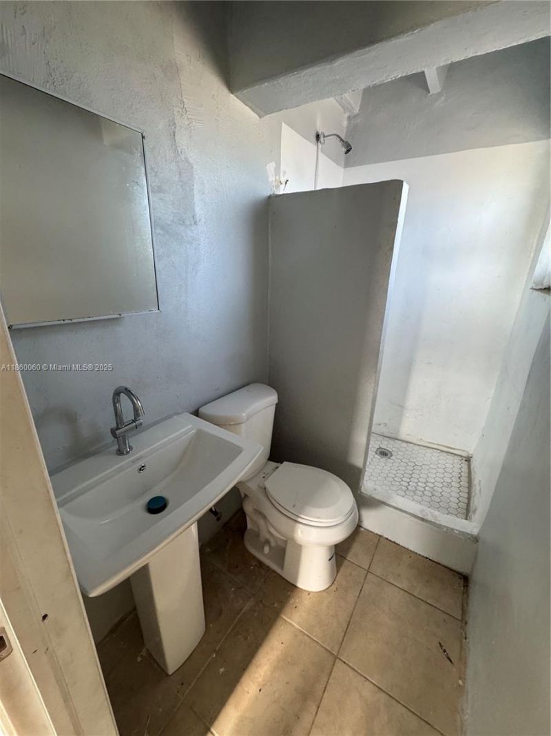 354 Rardin Ave, Unit 12, Pahokee, FL 33476 Photo