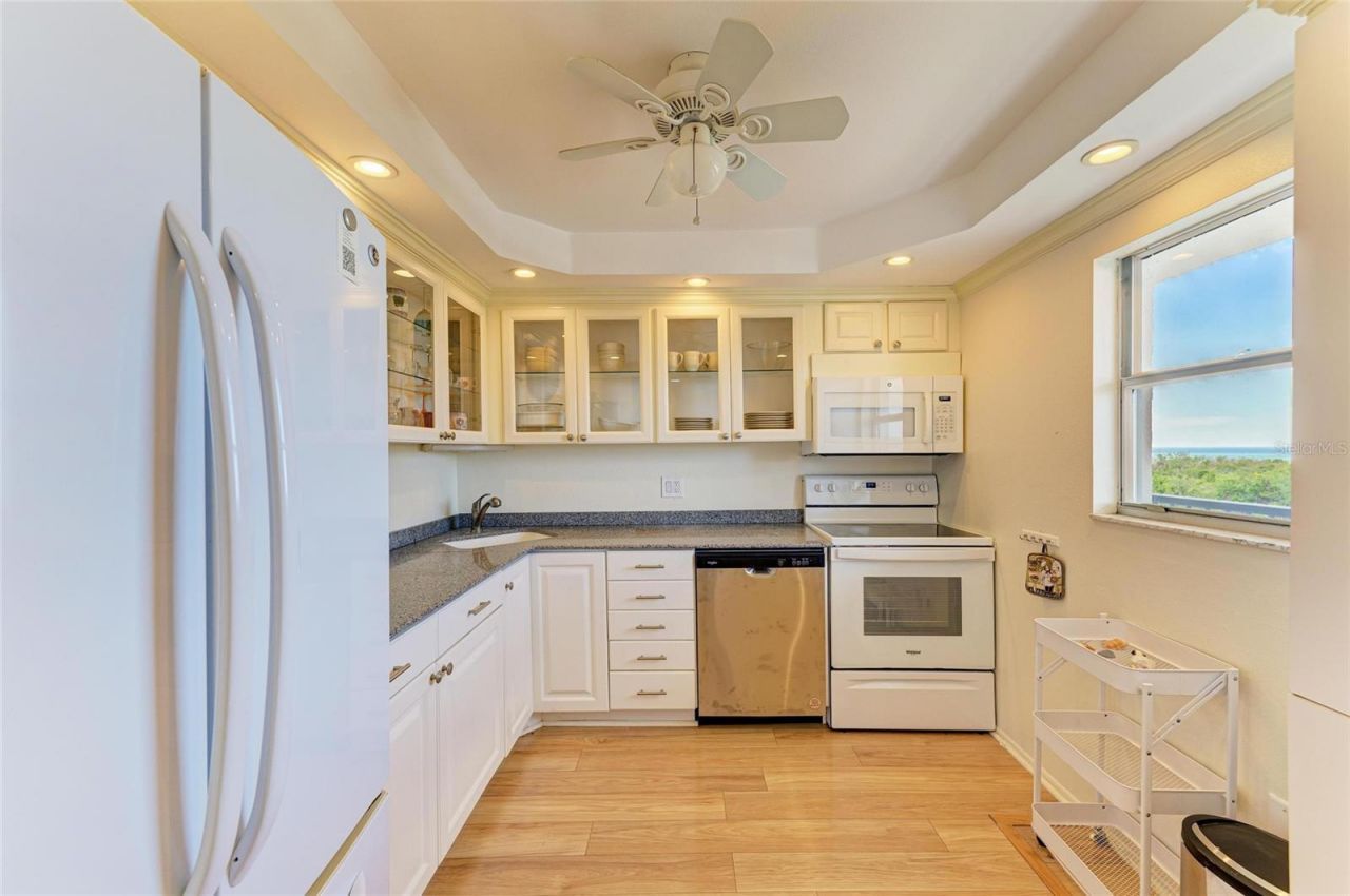 9397 Midnight Pass Road, Unit 405, Sarasota, FL 34242 Photo