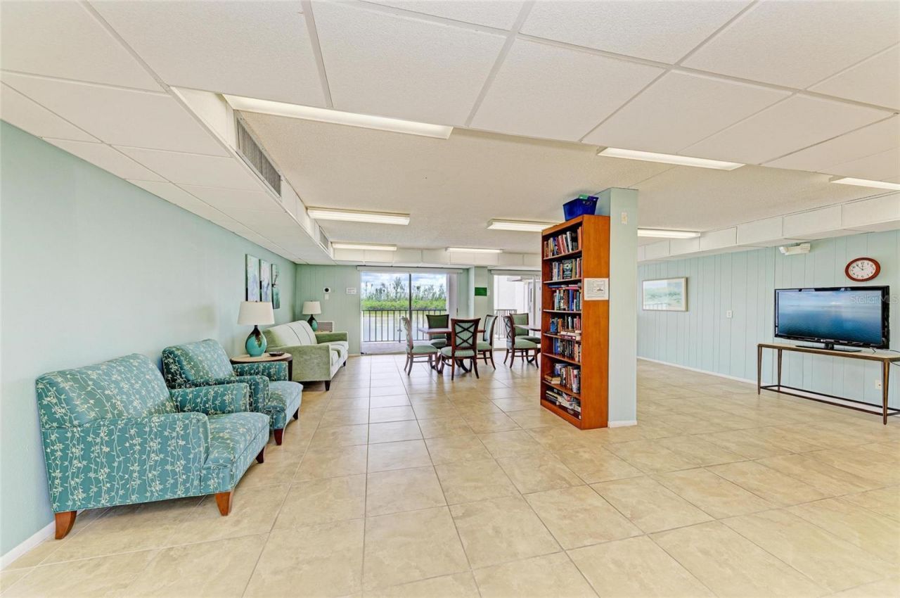 9397 Midnight Pass Road, Unit 405, Sarasota, FL 34242 Photo