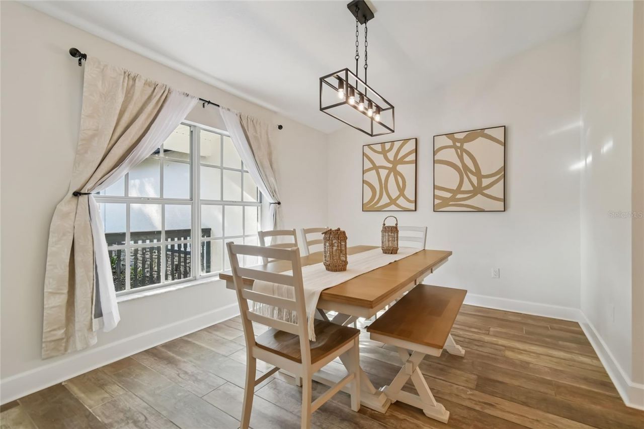 2513 N Valrico Road, Seffner, FL 33584 Photo