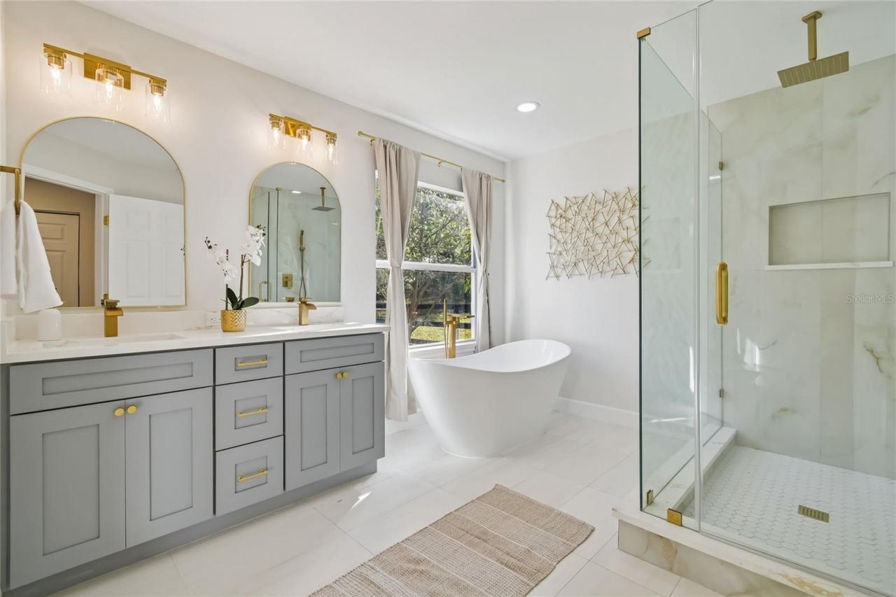 2513 N Valrico Road, Seffner, FL 33584 Photo