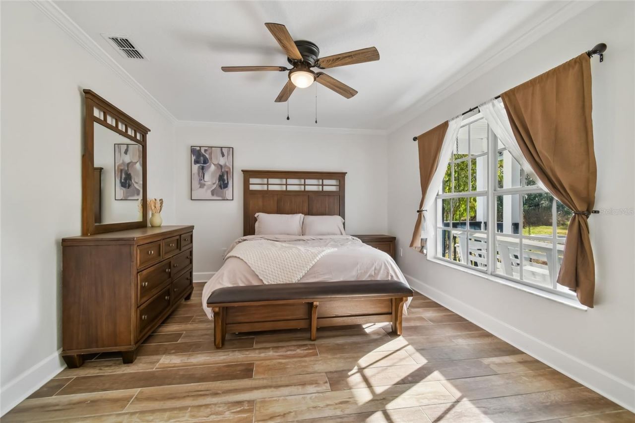 2513 N Valrico Road, Seffner, FL 33584 Photo