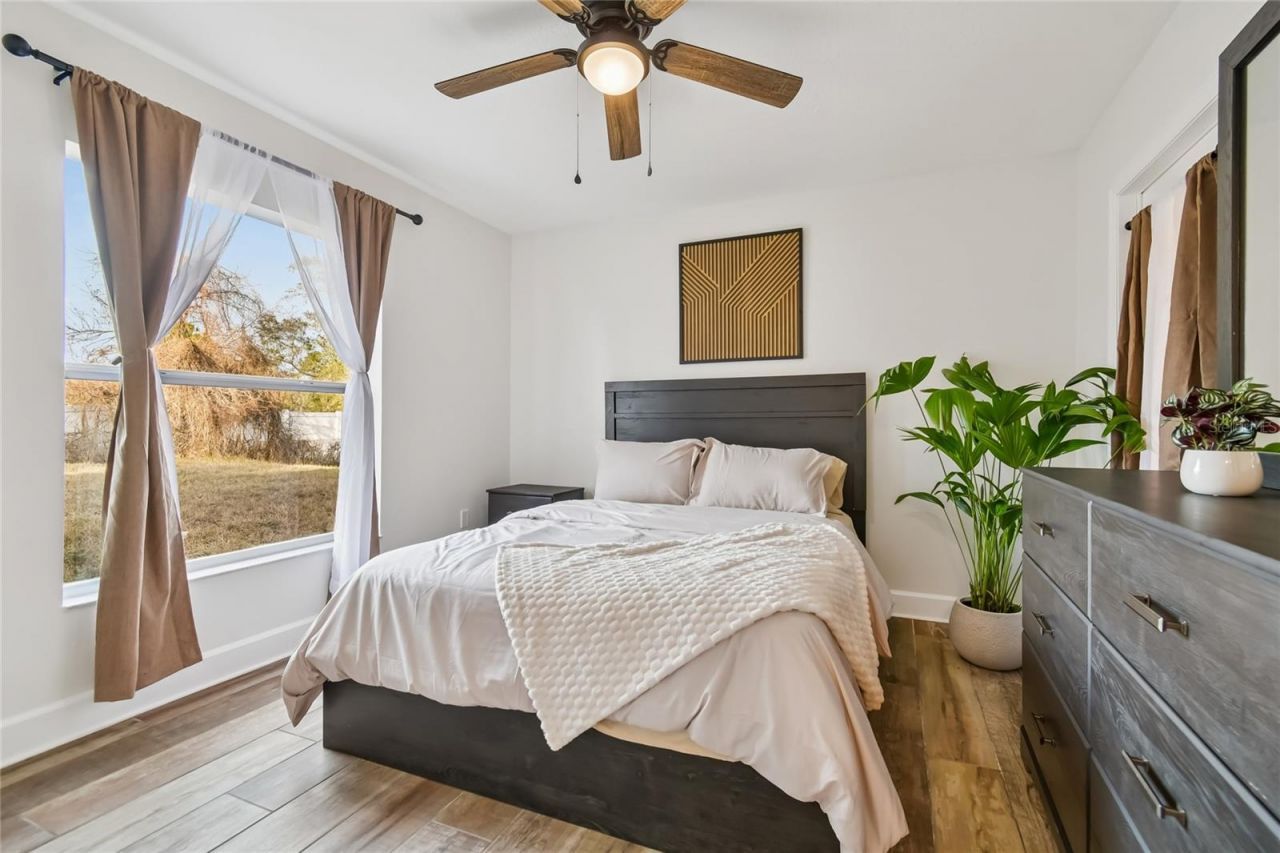 2513 N Valrico Road, Seffner, FL 33584 Photo