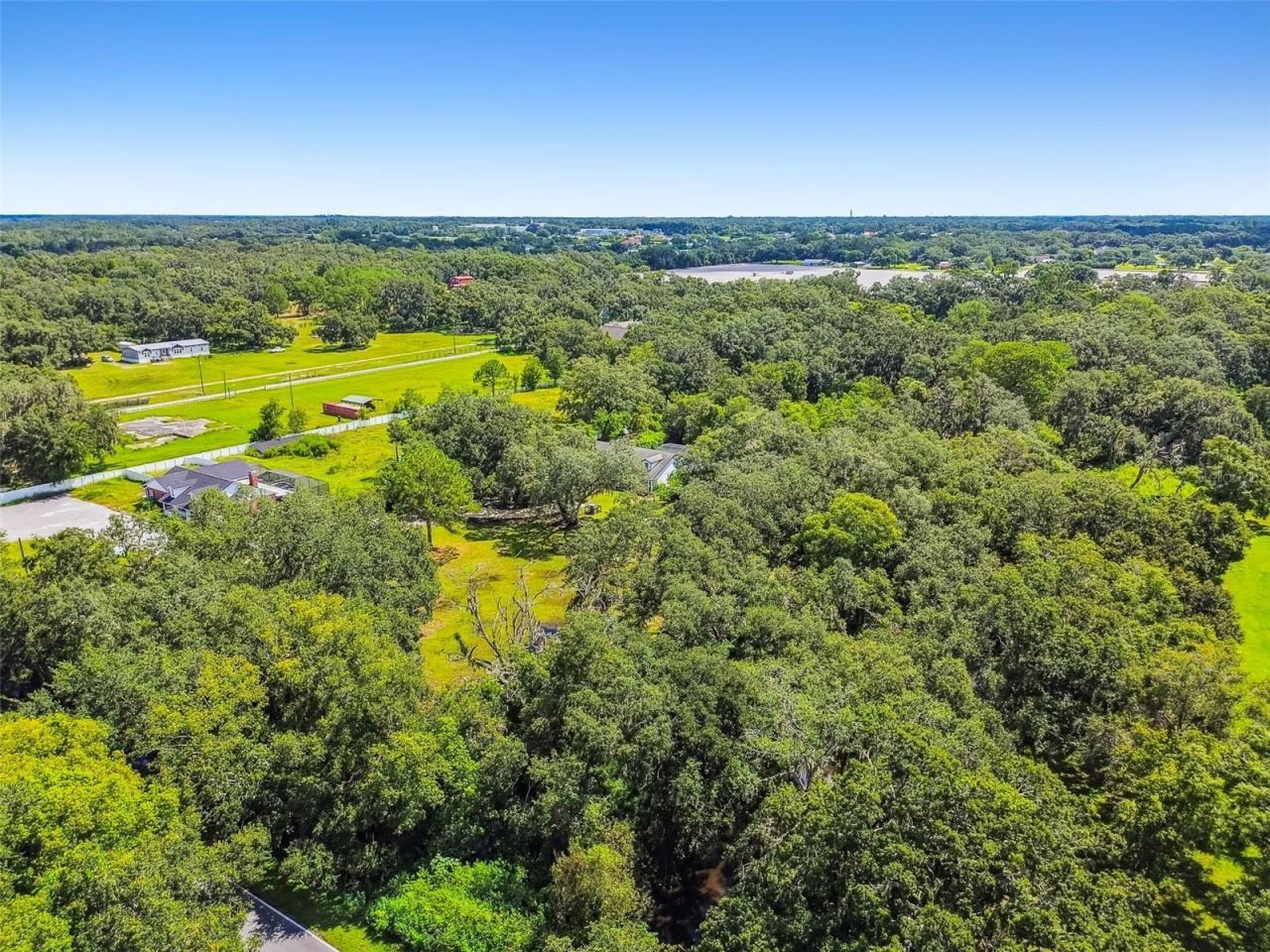 2513 N Valrico Road, Seffner, FL 33584 Photo