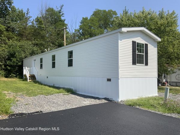1154 Us-9, Unit 17, Hudson, NY 12534