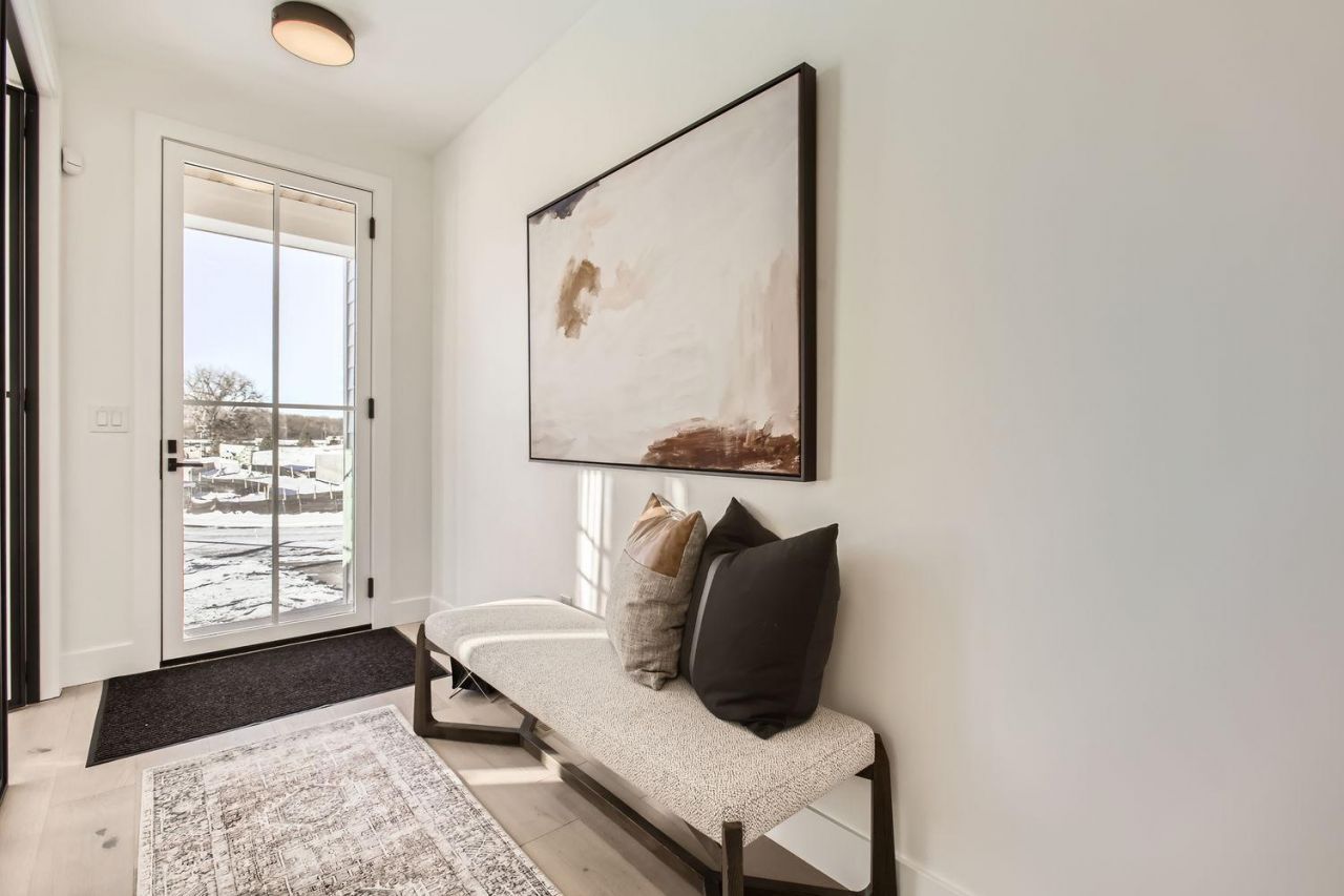 5615 Buffington Lane, Shorewood, MN 55331 Main Photo