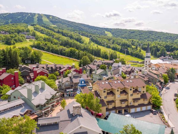 51 Village Square, Stratton, VT 05155