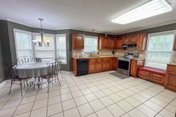 110 Woodland Avenue photo 4