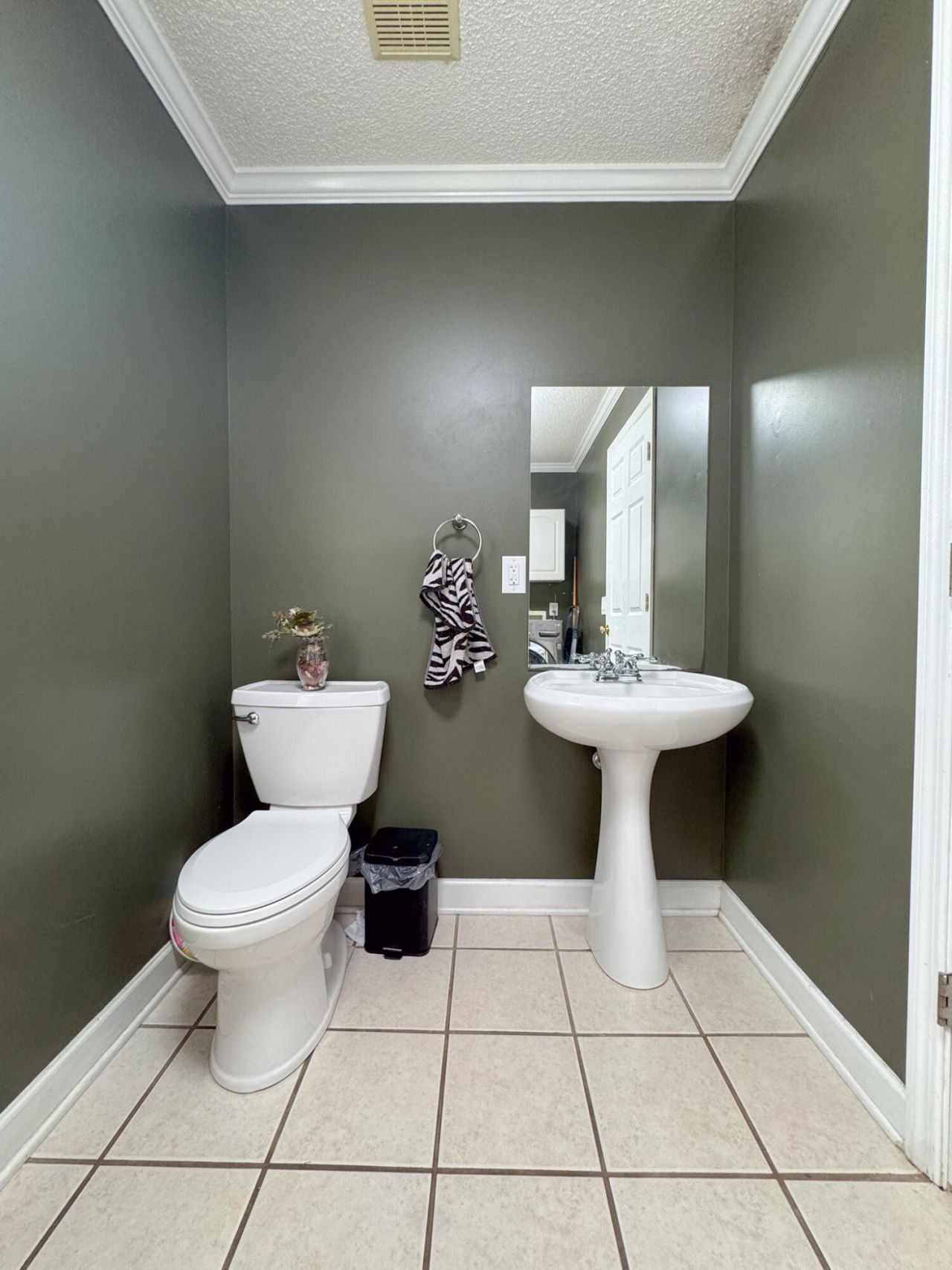 110 Woodland Avenue Photo 9