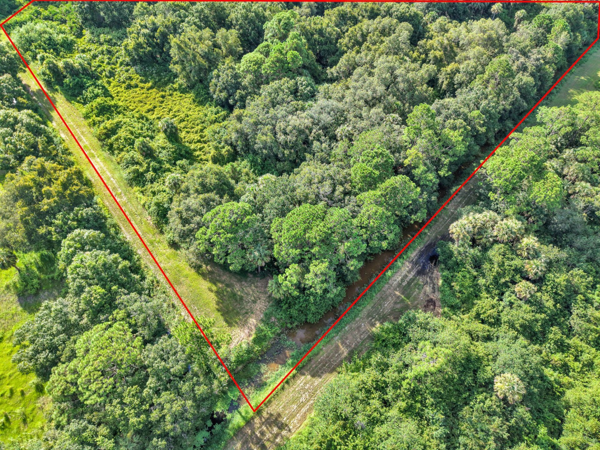 100 NW 38th Avenue, Okeechobee, FL 34972 Photo
