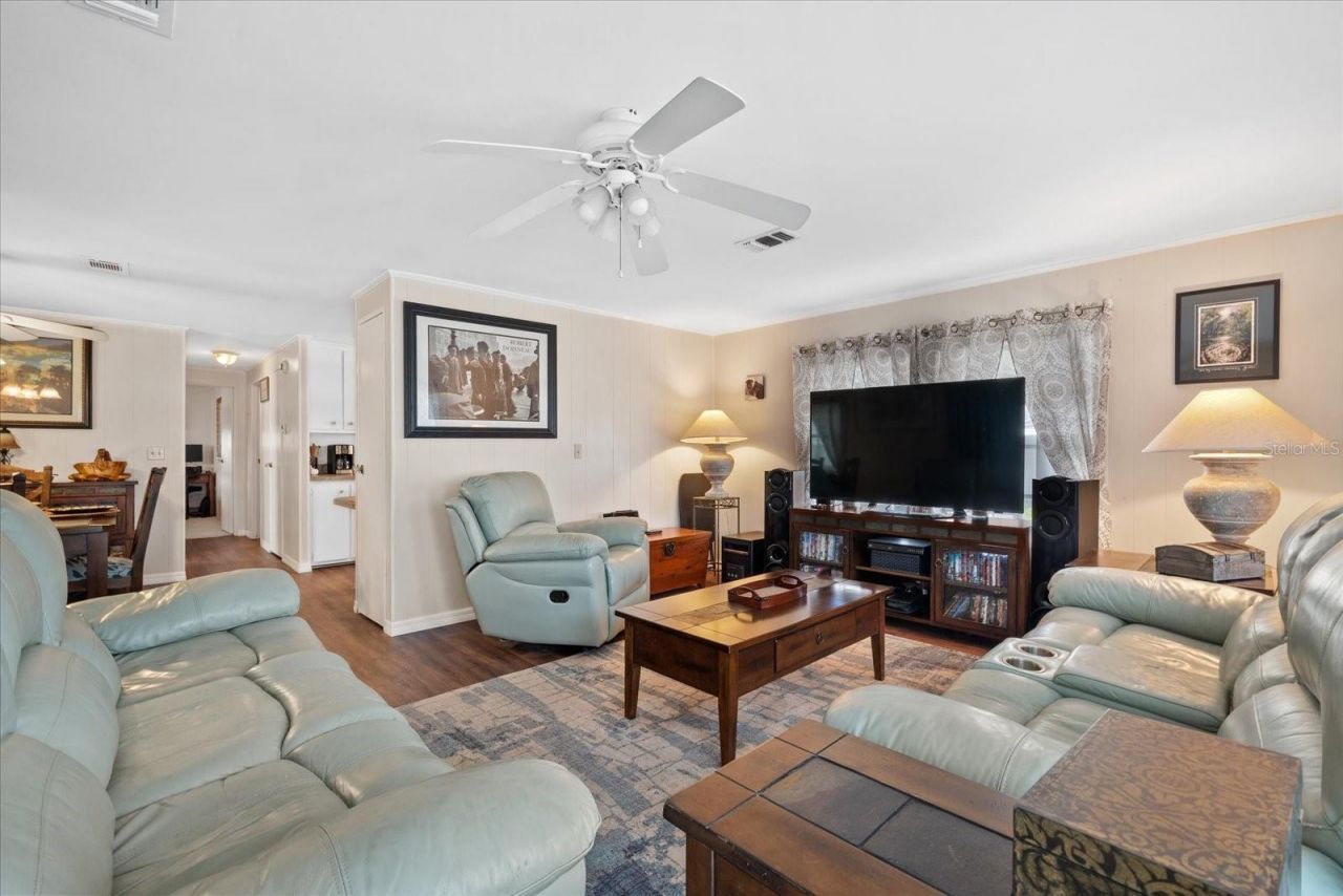 404 49th Avenue Drive W, Bradenton, FL 34207 Photo