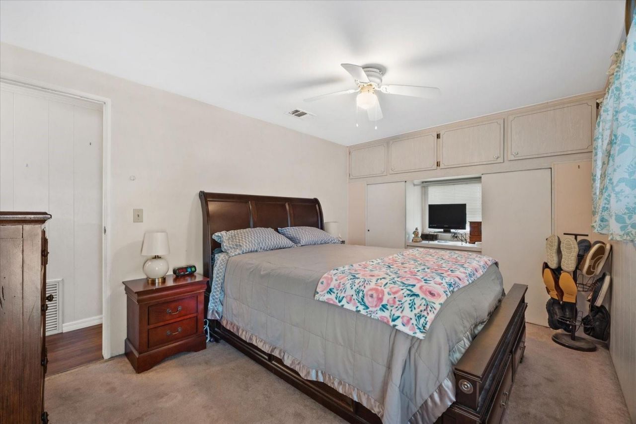 404 49th Avenue Drive W, Bradenton, FL 34207 Photo