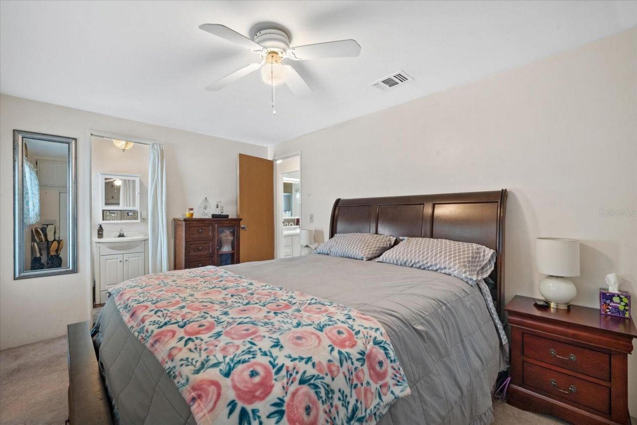 404 49th Avenue Drive W, Bradenton, FL 34207 Photo