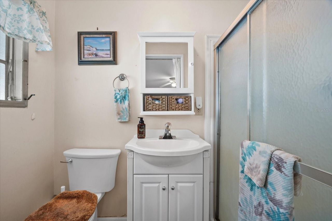 404 49th Avenue Drive W, Bradenton, FL 34207 Photo