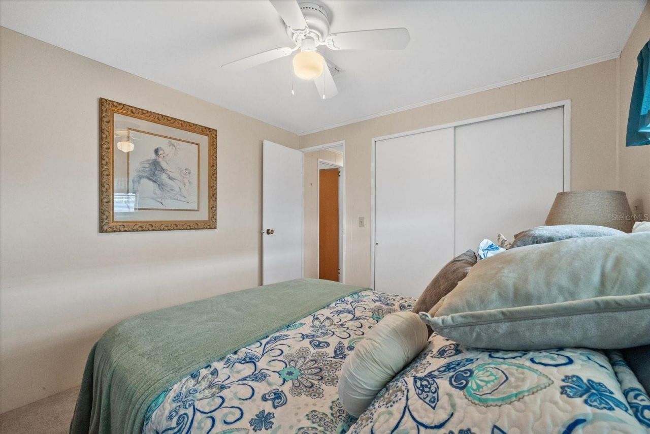 404 49th Avenue Drive W, Bradenton, FL 34207 Photo