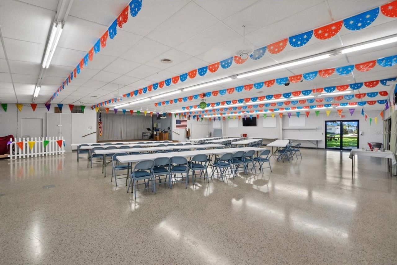 404 49th Avenue Drive W, Bradenton, FL 34207 Photo