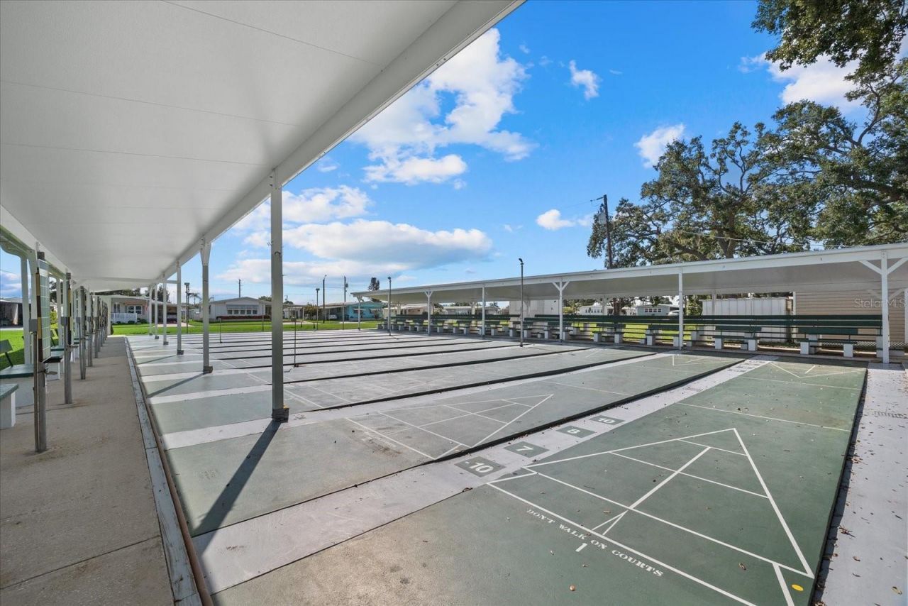 404 49th Avenue Drive W, Bradenton, FL 34207 Photo