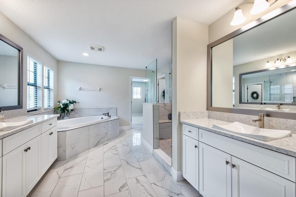 14529 Woodland Spur Drive, Lithia, FL 33547 Photo