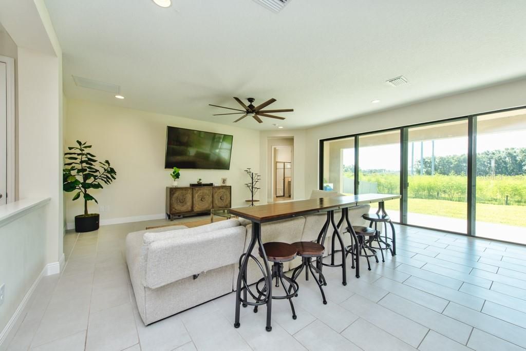 14529 Woodland Spur Drive, Lithia, FL 33547 Photo