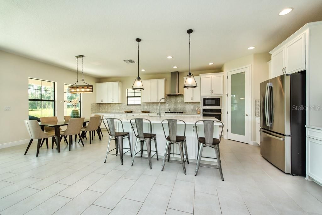 14529 Woodland Spur Drive, Lithia, FL 33547 Photo