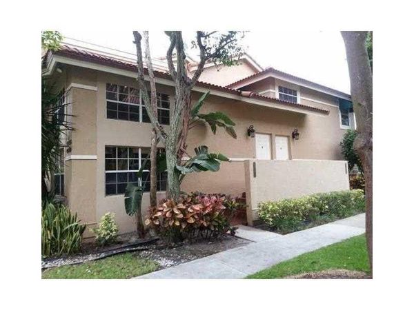 6542 Via Regina, Unit 11, Boca Raton, FL 33433