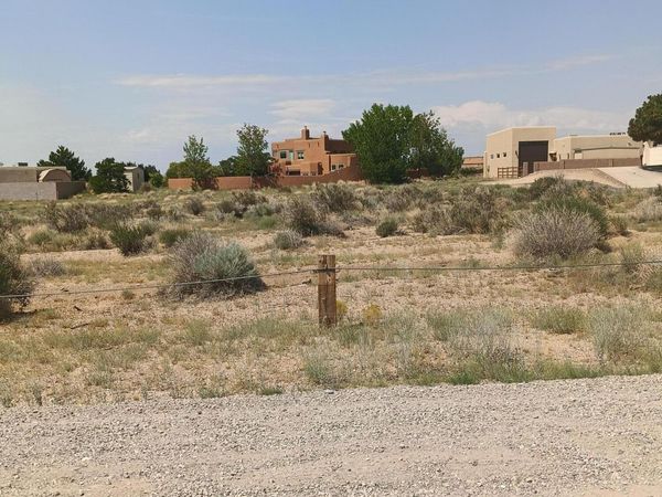 9227 Alameda Boulevard NE, Albuquerque, NM 87122