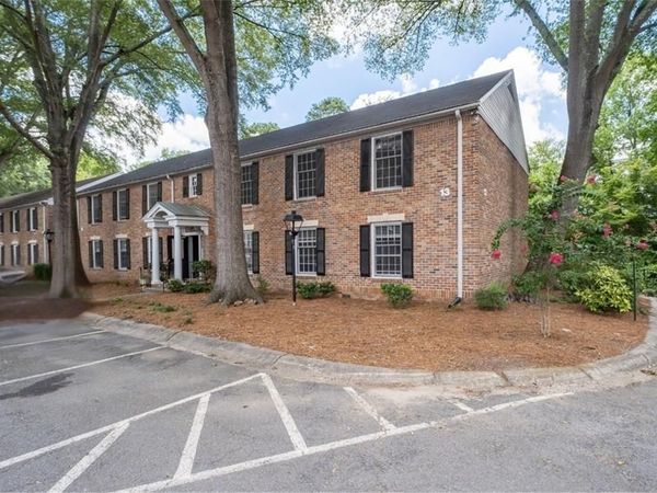 6700 Roswell Road, Unit 13A, Sandy Springs, GA 30328