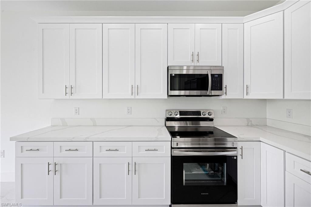 847 Meadow Rd , Lehigh Acres, FL 33973 Photo