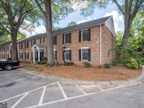 6700 Roswell Road, Unit 13A, Atlanta, GA 30328