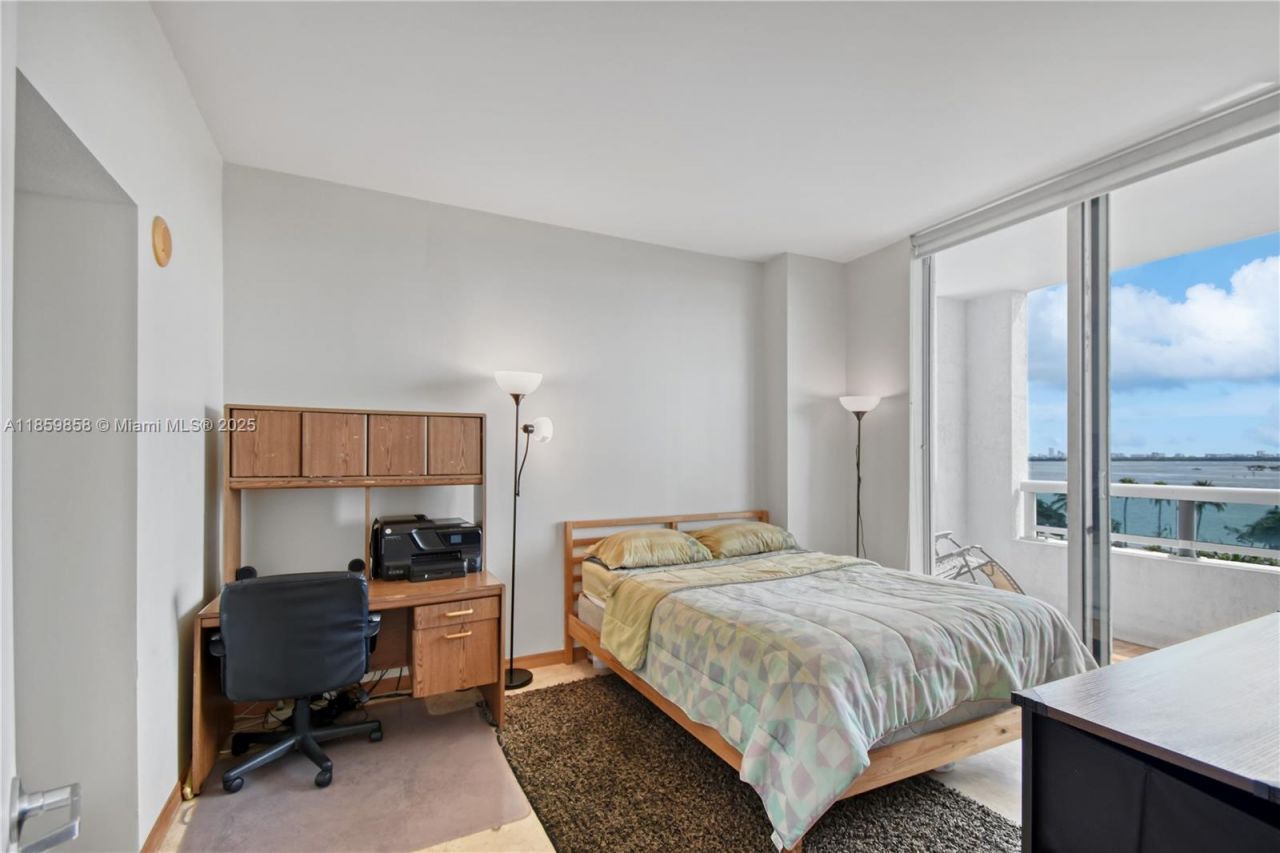 1800 N Bayshore Dr, Unit 509, Miami, FL 33132 Photo