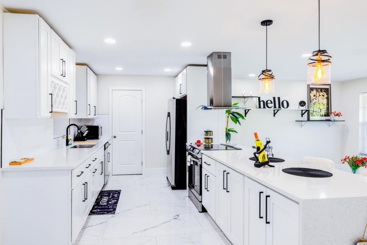 439 Forest Estate Drive, West Palm Beach, FL 33415 Photo