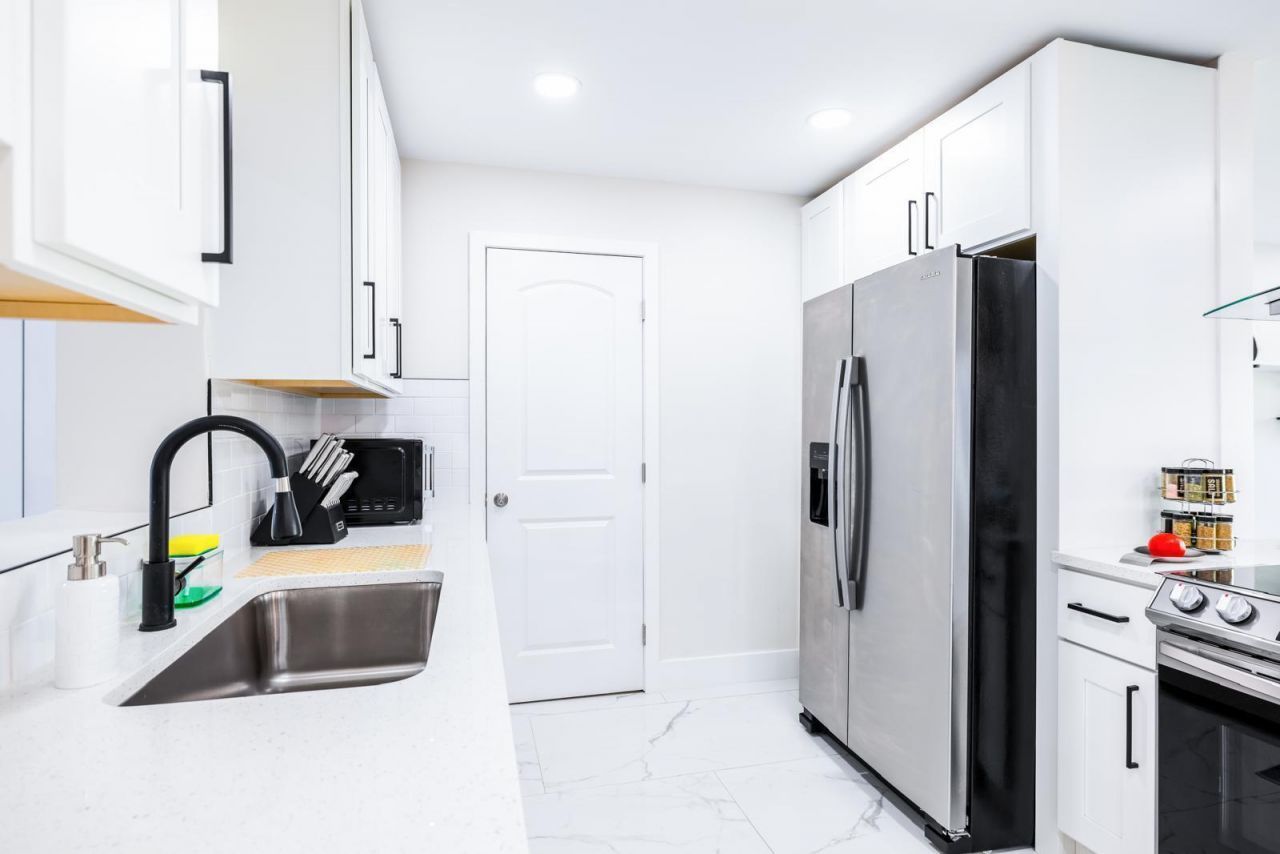 439 Forest Estate Drive, West Palm Beach, FL 33415 Photo