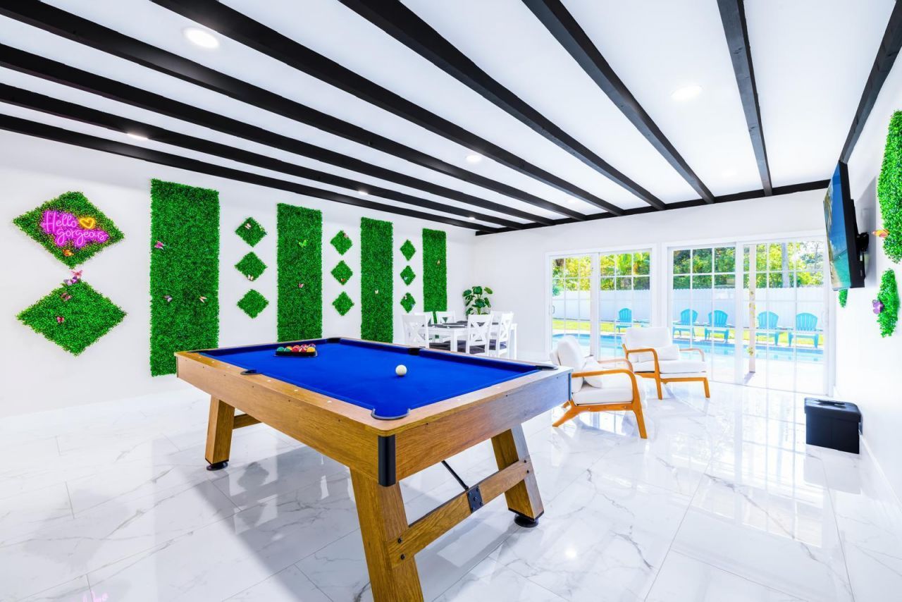 439 Forest Estate Drive, West Palm Beach, FL 33415 Photo