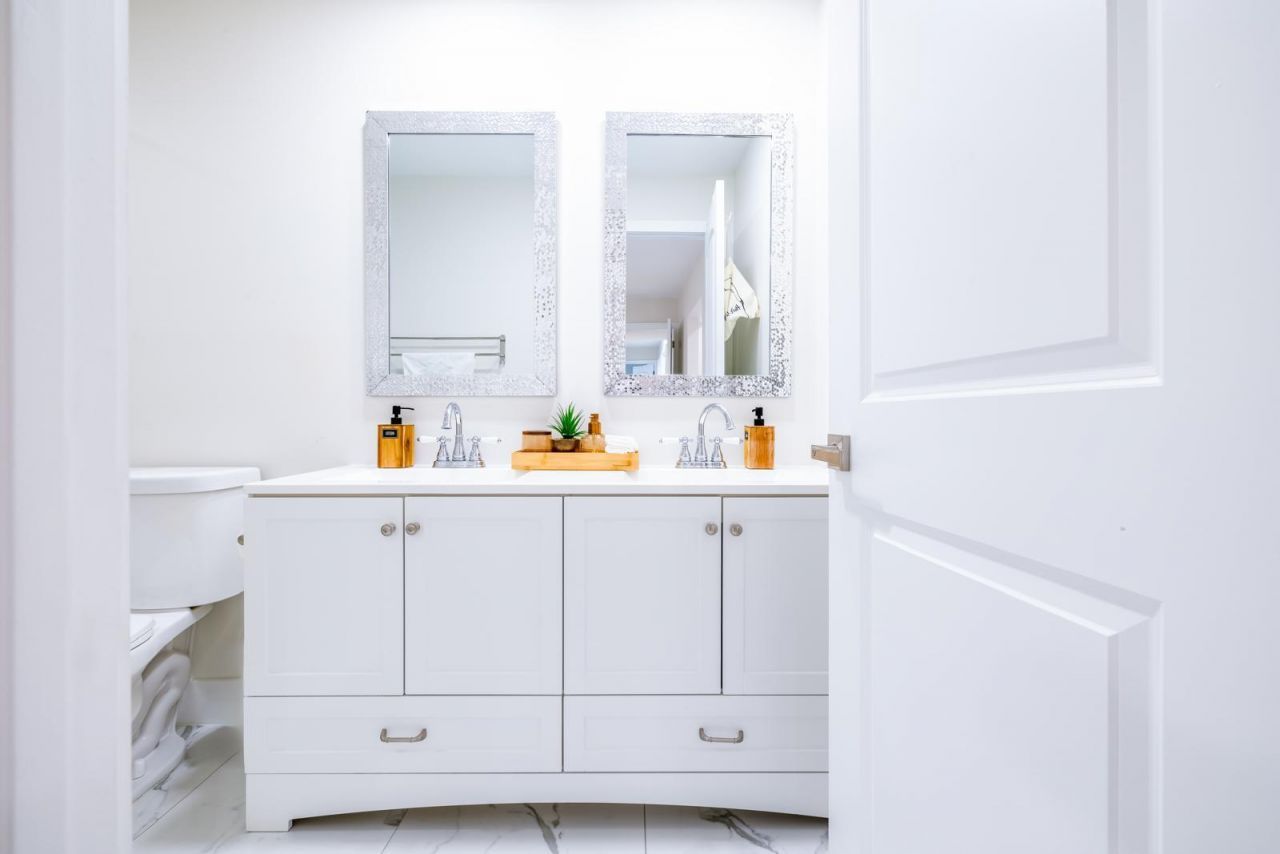 439 Forest Estate Drive, West Palm Beach, FL 33415 Photo