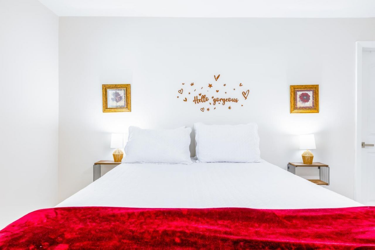 439 Forest Estate Drive, West Palm Beach, FL 33415 Photo