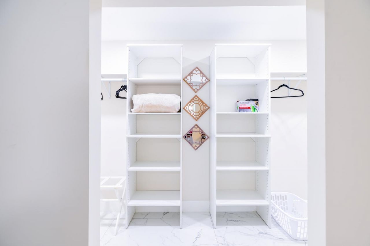 439 Forest Estate Drive, West Palm Beach, FL 33415 Photo