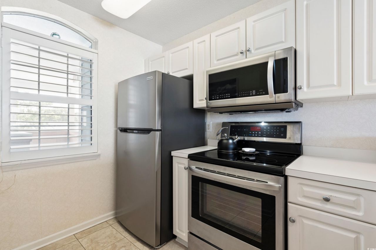 4629 Lightkeepers Way Photo 10