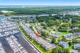 4629 Lightkeepers Way photo 4