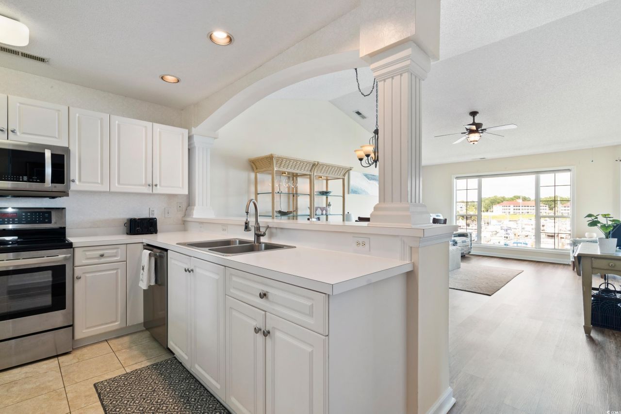 4629 Lightkeepers Way Photo 8