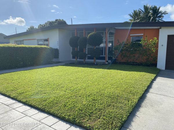 403 21st Place SE, Vero Beach, FL 32962