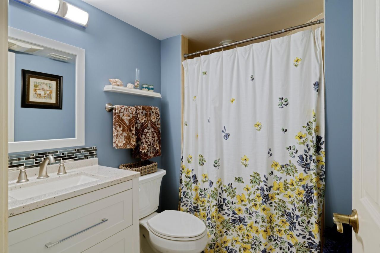 6030 SE Martinique Drive, Unit 102, Stuart, FL 34997 Photo