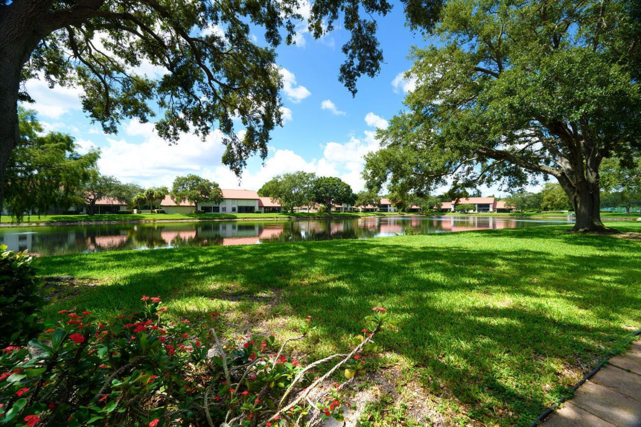 6030 SE Martinique Drive, Unit 102, Stuart, FL 34997 Photo