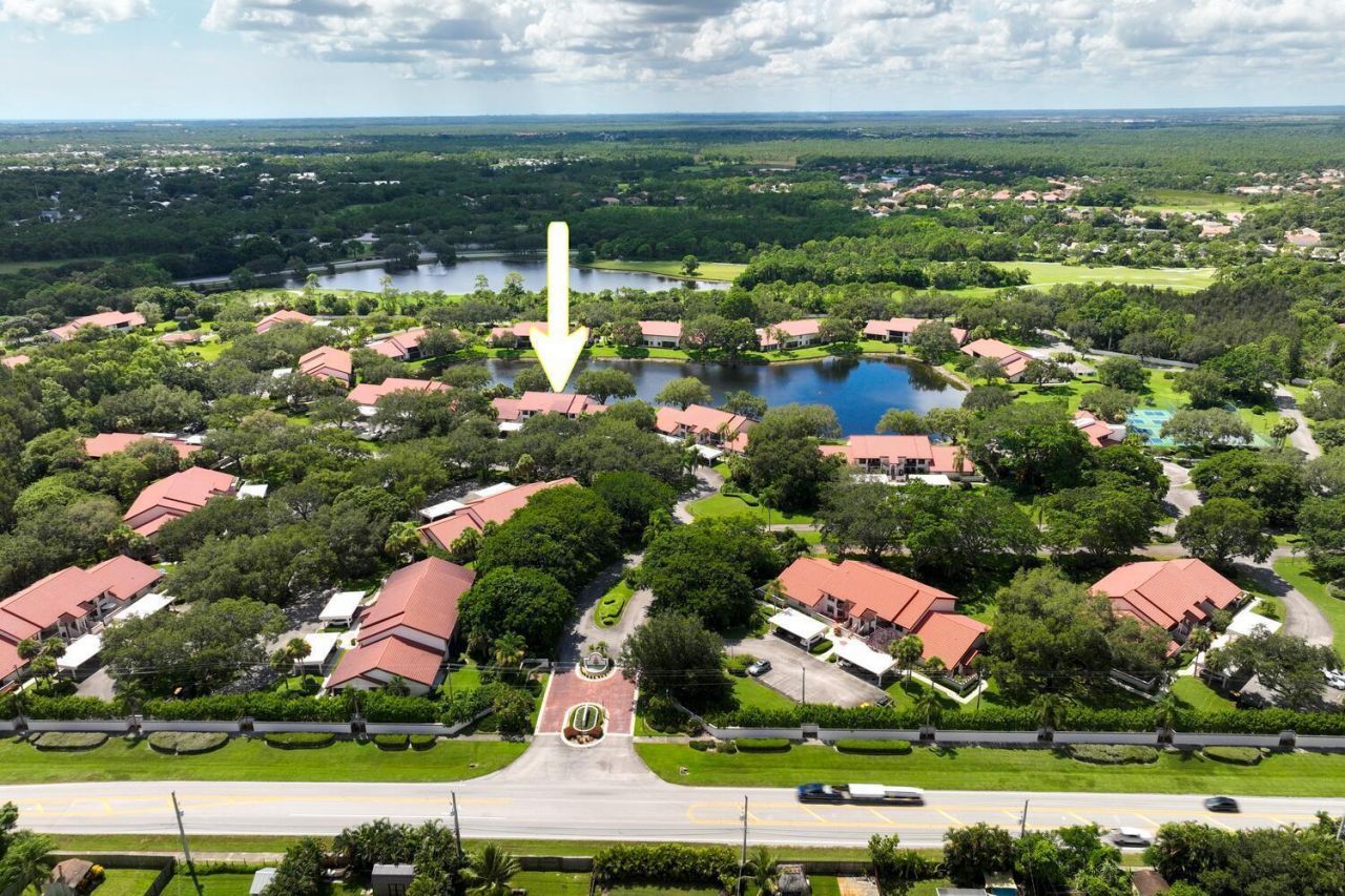 6030 SE Martinique Drive, Unit 102, Stuart, FL 34997 Photo