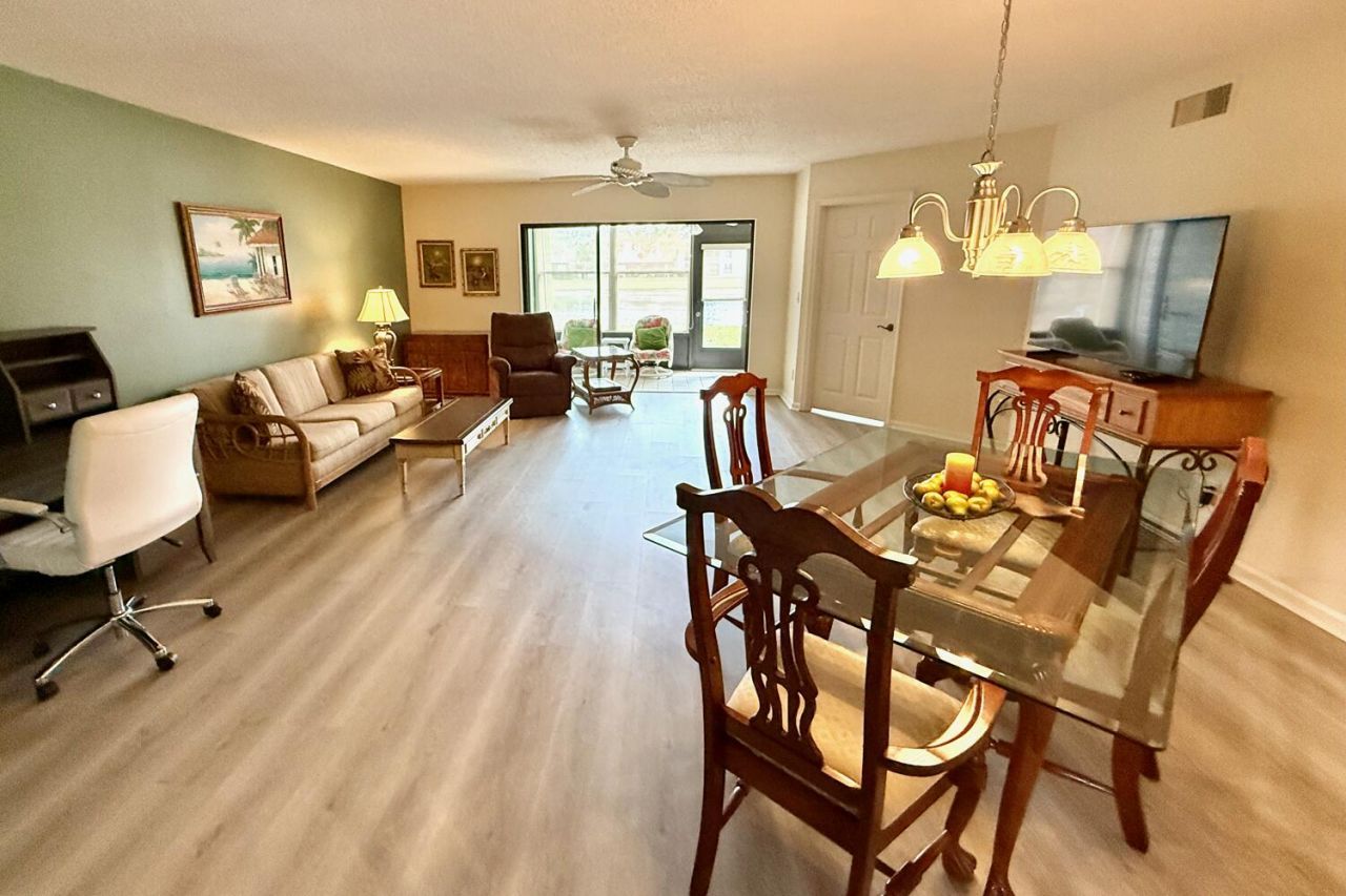 6030 SE Martinique Drive, Unit 102, Stuart, FL 34997 Photo